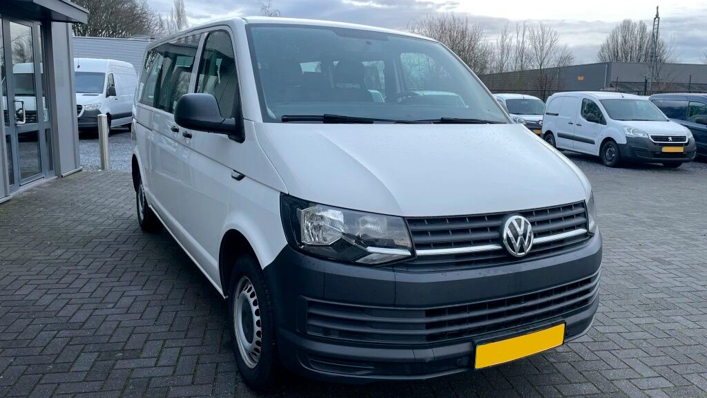 Volkswagen Transporter rent