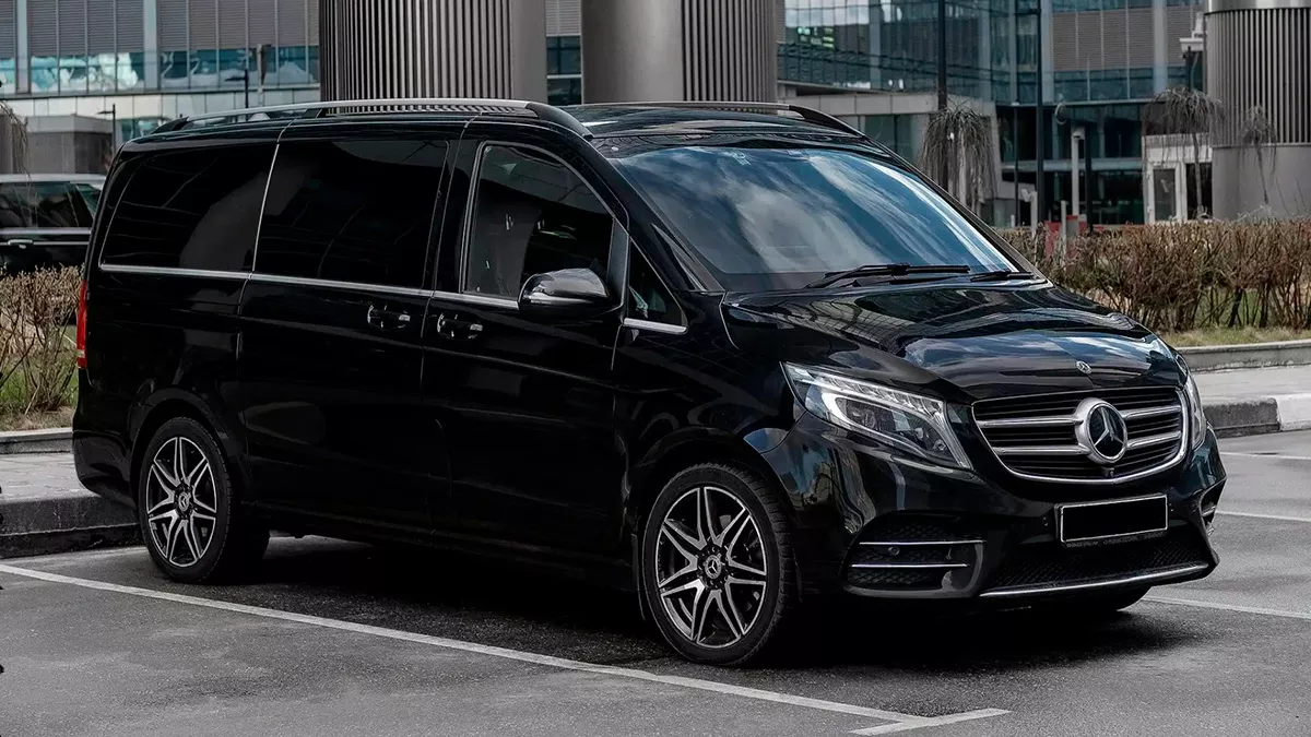 Mercedes-Benz V-class bus rental